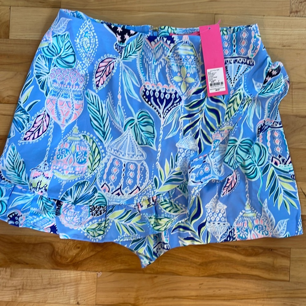 Lilly Pulitzer skort size 8 nwt